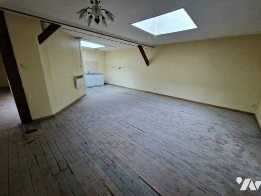 Immeuble à vendre 157 500 € 450 m² Guise 02120