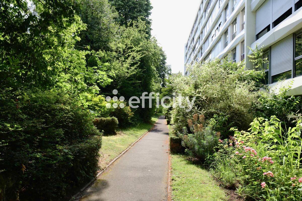 Appartement 4 pièces 106 m² · à Lambersart · 105,7 m² · 300 000 €