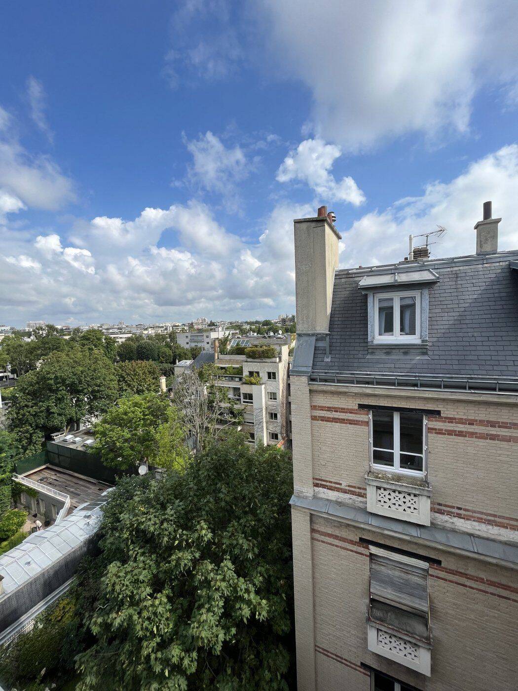 Appartement 1 pièce 14 m² · à Neuilly-sur-Seine · 14,4 m² · 676 €