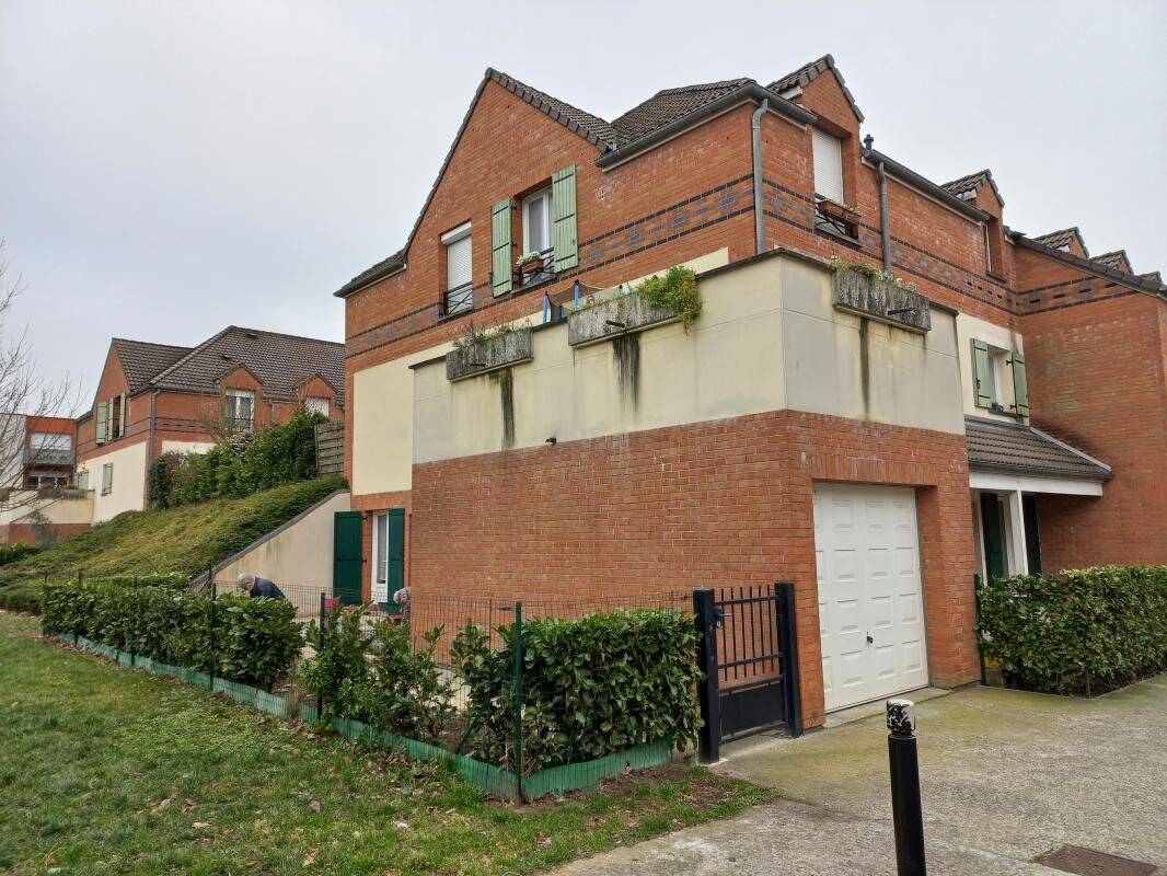 Appartement 3 pièces 64 m² · à Lys-lez-Lannoy · 64 m² · 941 €