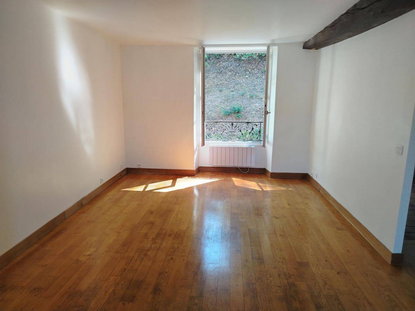 Maison 3 pièces 68 m² · à Montfort-l'Amaury · 68 m² · 1 100 €/mois