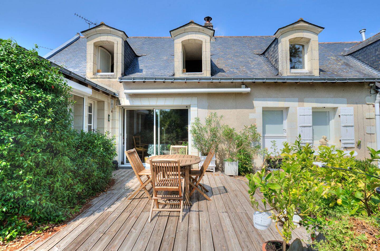 Maison 6 pièces 180 m² · à Saint-Jean-de-la-Croix · 180 m² · 367 200 €