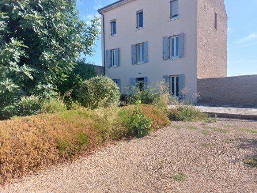 Maison 10 pièces 300 m² · à Magalas · 300 m² · 397 000 €