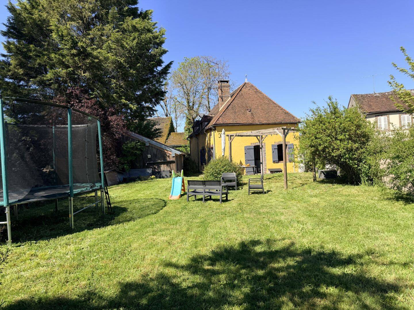 Maison 4 pièces 107 m² · à Dracy · 106,6 m² · 176 000 €