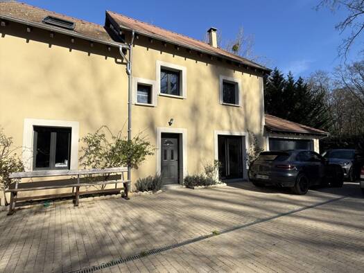 Maison à vendre 530 000 € 7 pièces 5 chambres 220 m² 681 m² de terrain Rubelles 77950