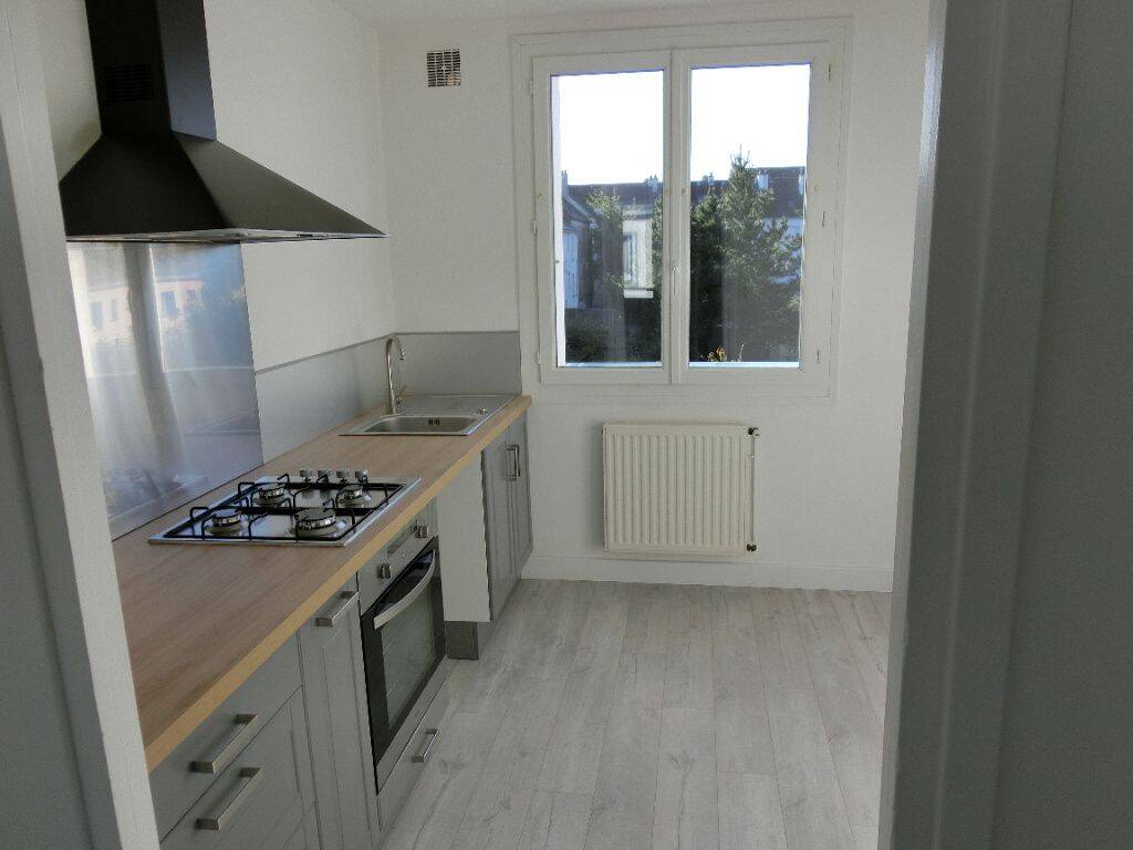 Appartement 2 pièces 52 m² · à Saint-Nazaire · 51,9 m² · 556 €