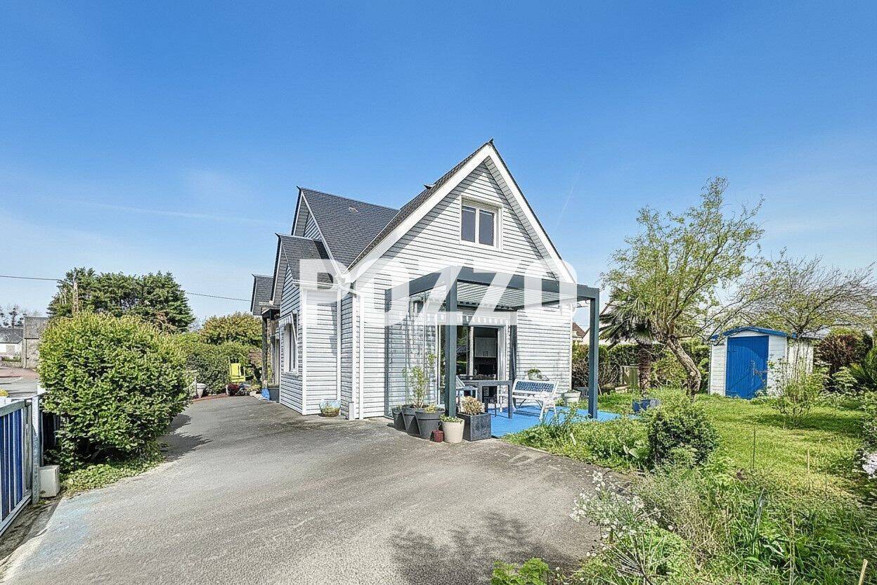 Maison 4 pièces 119 m² · à Hauteville-sur-Mer · 119 m² · 299 500 €