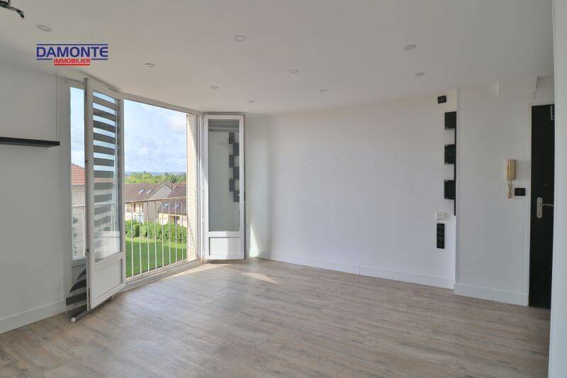 Appartement 3 pièces 58 m² · à Sainte-Savine · 58,4 m² · 642 €
