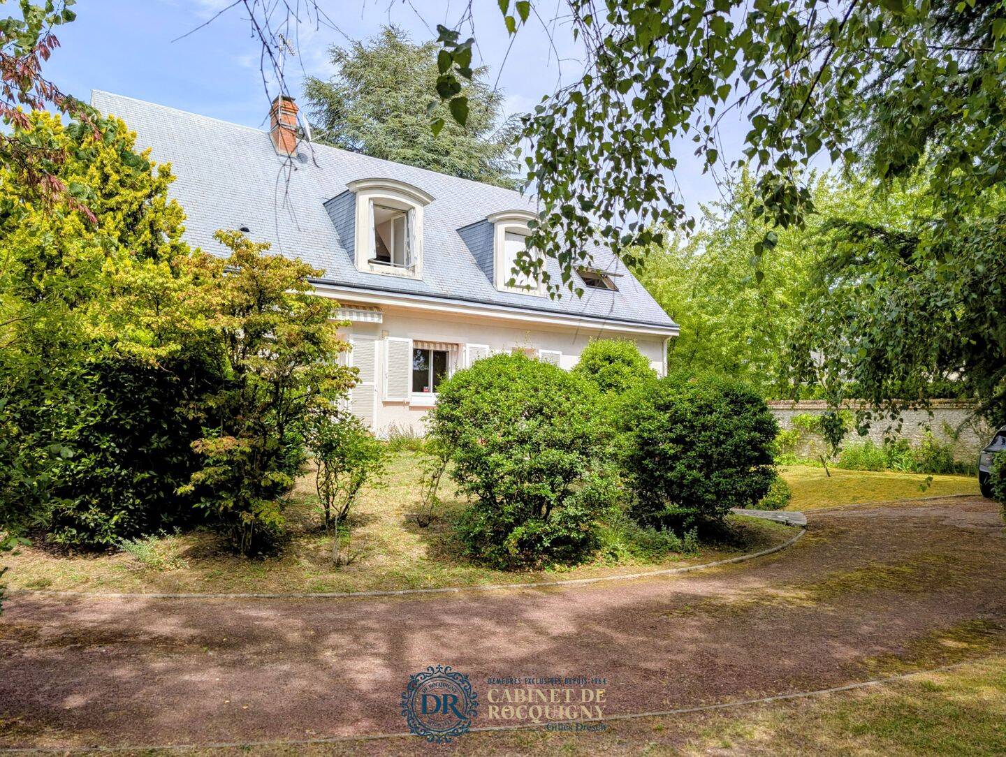 Maison 8 pièces 185 m² · à Olivet · 185 m² · 698 000 €