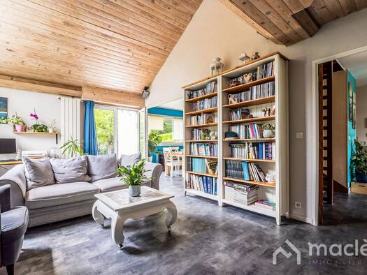 Maison à vendre 369 000 € 8 pièces 5 chambres 143 m² 381 m² de terrain Montsoult 95560