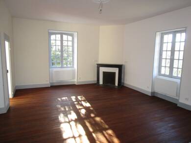 Appartement à louer 400 € 2 pièces 1 chambre 60 m² RDC/1 Riscle 32400