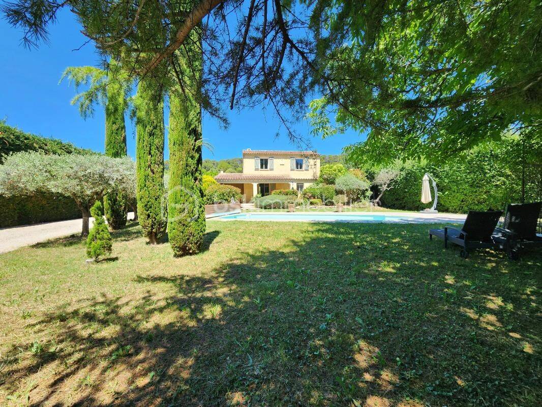 Maison 5 pièces 115 m² · à Cadenet · 115 m² · 645 000 €