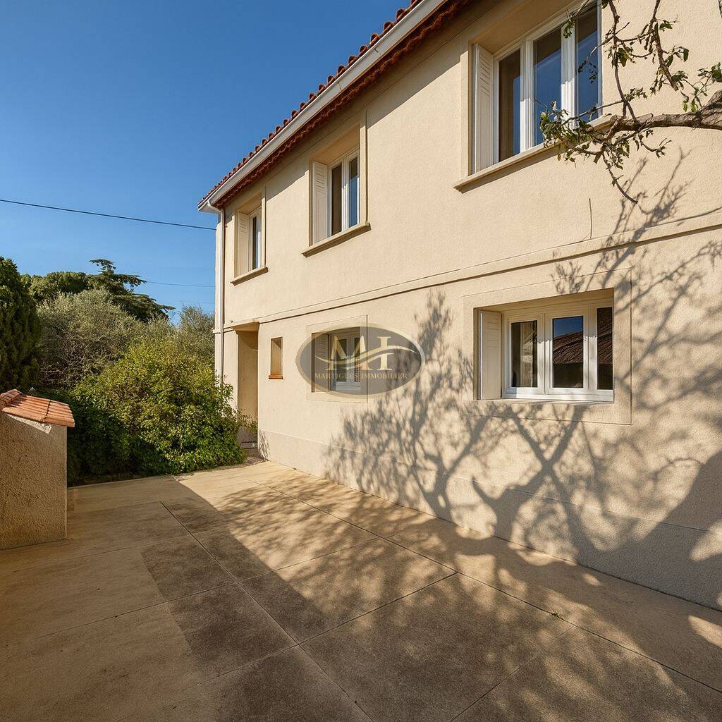 Maison 6 pièces 130 m² · à Saint-Mitre-les-Remparts · 130 m² · 651 000 €