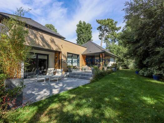 Maison à vendre 1 565 000 € 7 pièces 4 chambres 212 m² 1 035 m² de terrain Stella Cucq 62780