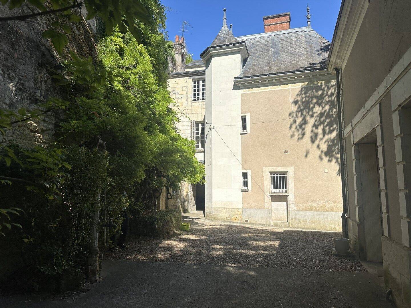 Maison 15 pièces 780 m² · à Tours · 780 m² · 1 825 000 €