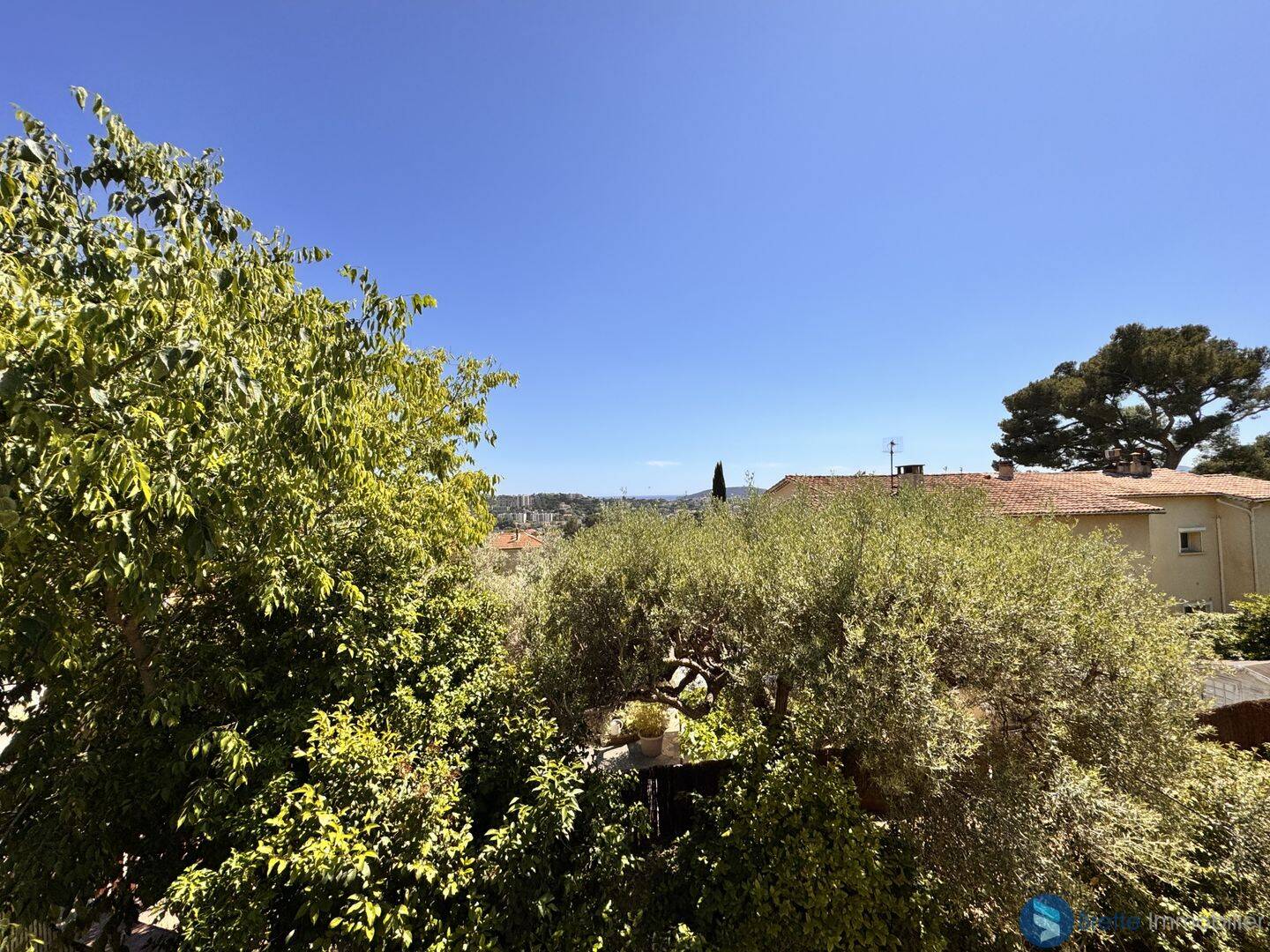 Maison 7 pièces 166 m² · à Toulon · 166 m² · 570 000 €