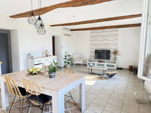 Appartement à vendre 160 000 € 3 pièces 2 chambres 83,5 m² 1er étage Besse-sur-Issole 83890