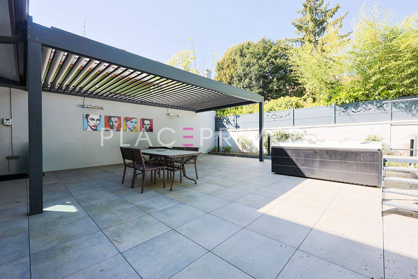 Maison 9 pièces 290 m² · à Nancy · 290 m² · 895 000 €