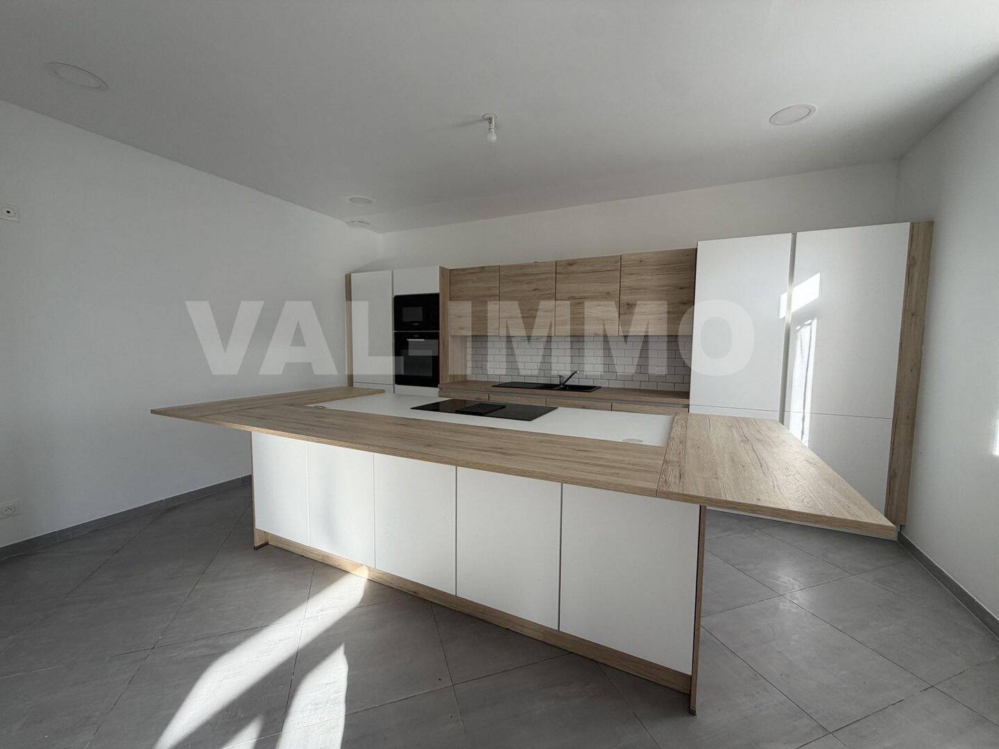 Maison 7 pièces 120 m² · à Lécluse · 120 m² · 167 900 €
