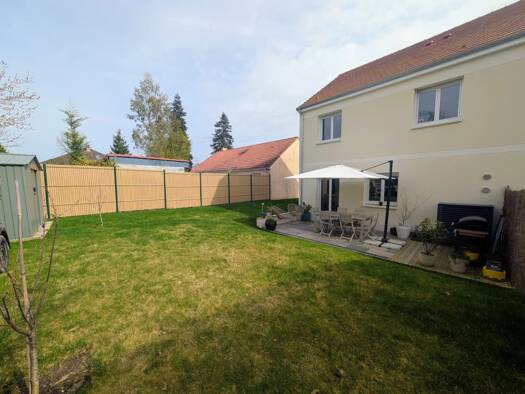 Maison à vendre 416 000 € 4 pièces 3 chambres 93,7 m² 384 m² de terrain Nord Bois-le-Roi 77590