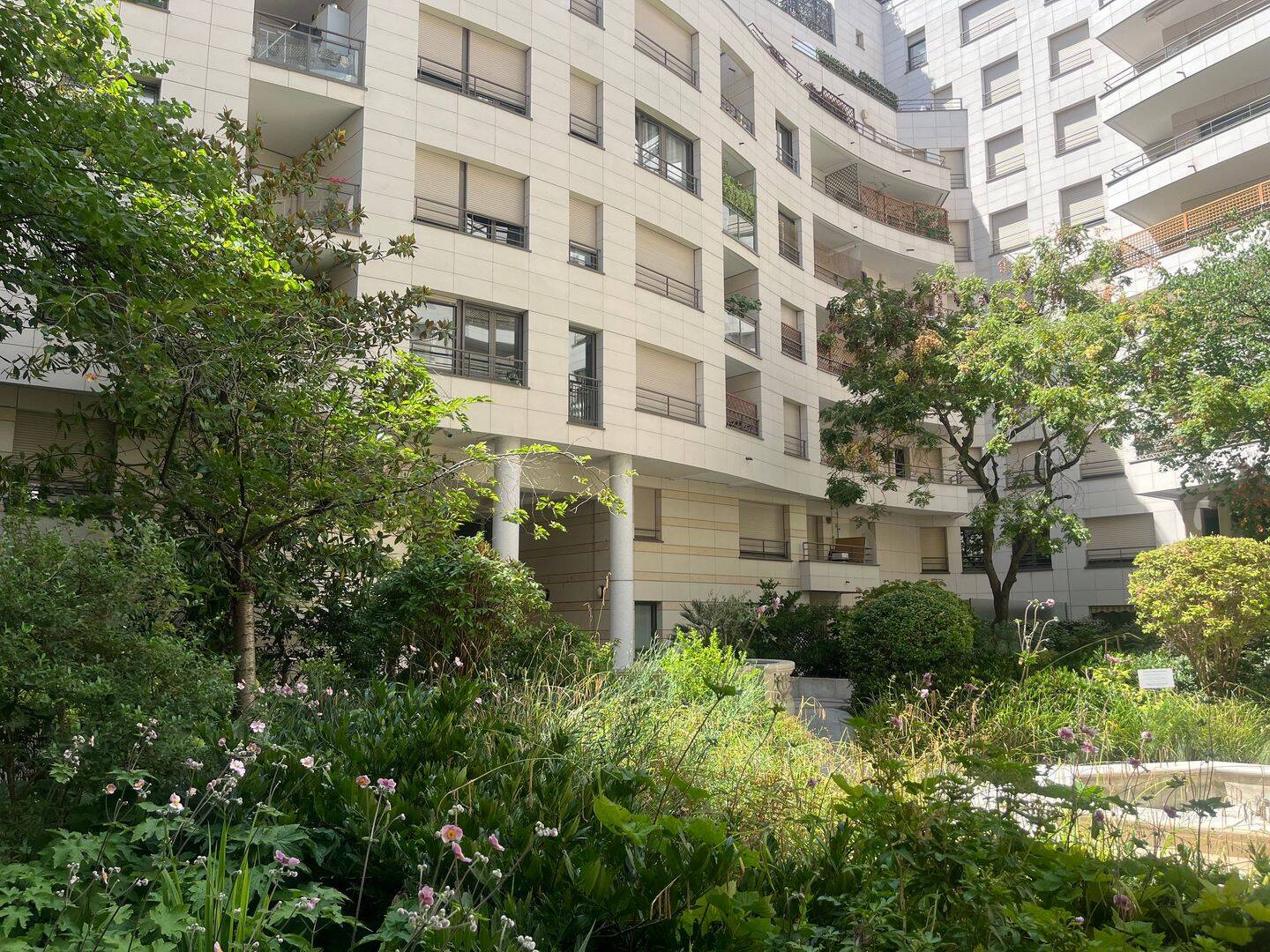 Appartement 1 pièce 26 m² · à Levallois-Perret · 26 m² · 1 450 €