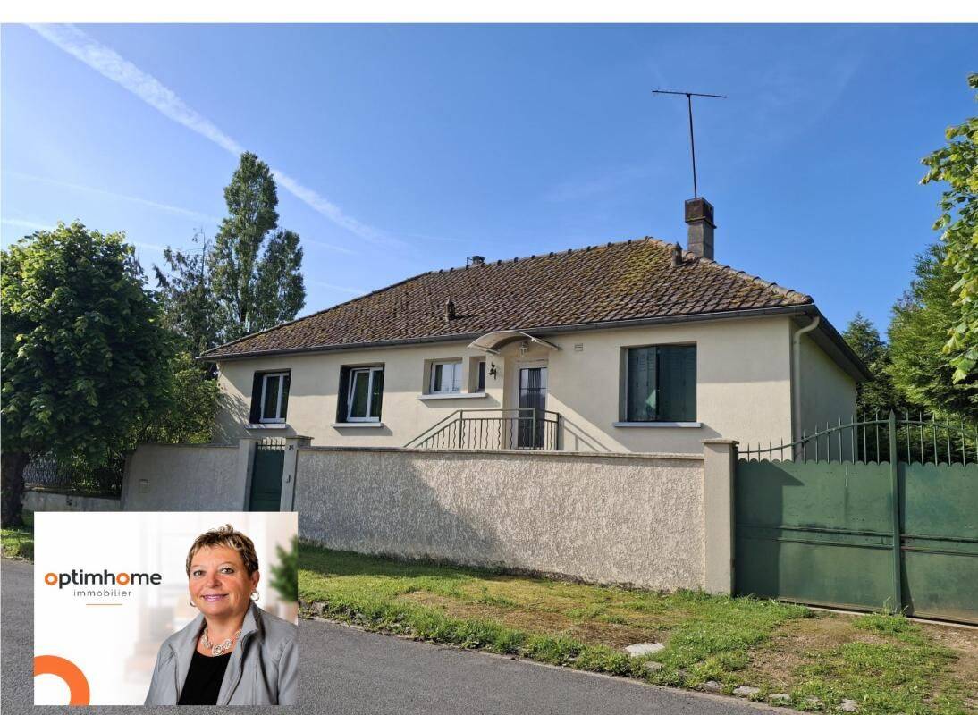 Maison 5 pièces 96 m² · à Clévilliers · 96 m² · 86 000 €