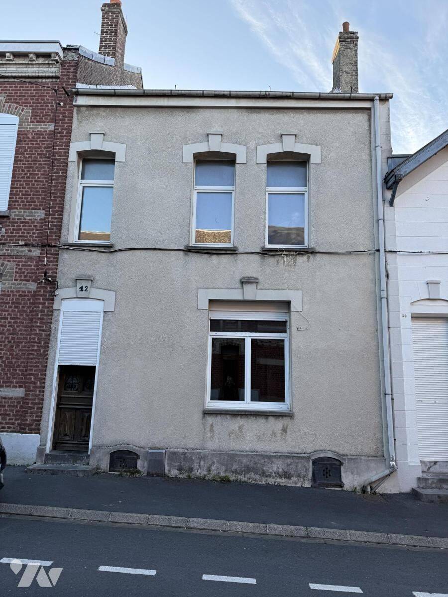 Maison 7 pièces 215 m² · à Caudry · 215 m² · 59 800 €
