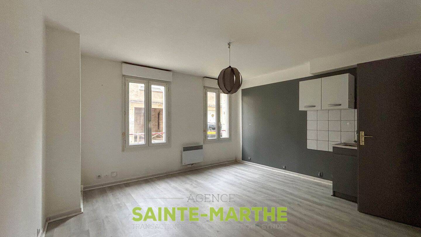 Appartement 2 pièces 28 m² · à Niort · 27,5 m² · 75 000 €