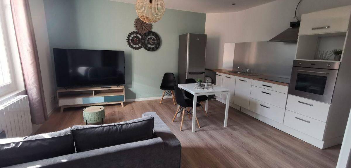 Appartement 2 pièces 53 m² · à Saint-Étienne · 53 m² · 530 €/mois