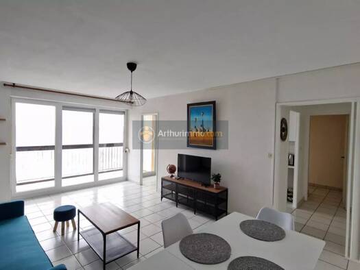 Appartement à louer 380 € 1 pièce 3 chambres 78,3 m² Étage 11/12 Lambézellec Brest 29200