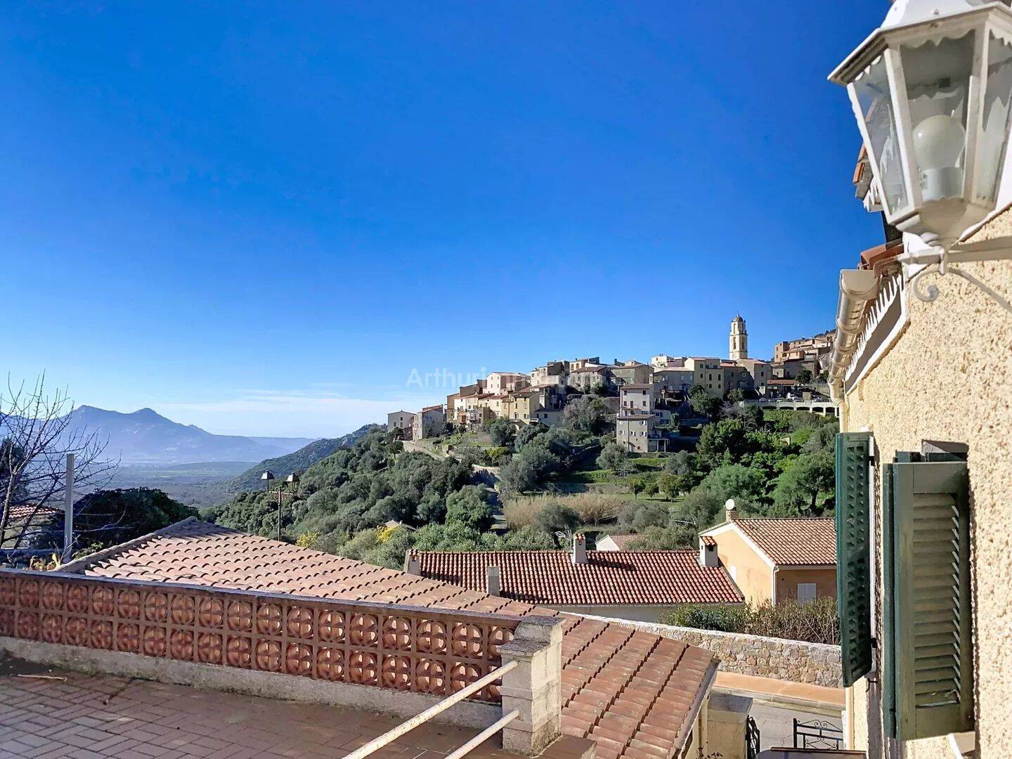 Maison 7 pièces 107 m² · à Zilia · 107 m² · 1 100 000 €