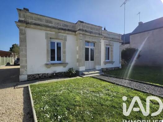 Maison de plain-pied à vendre 126 000 € 3 pièces 2 chambres 80 m² 1 023 m² de terrain Cersay 79290