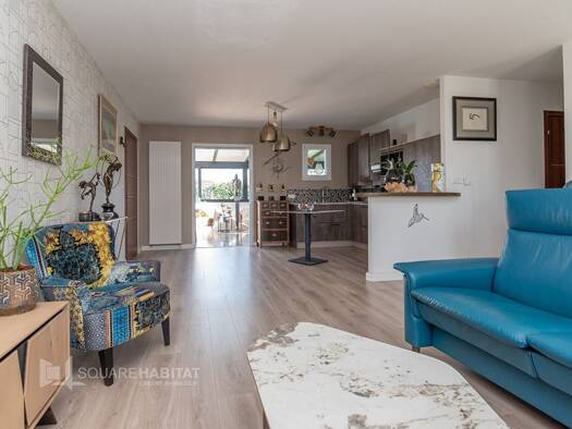 Maison à vendre 275 000 € 5 pièces 3 chambres 120 m² 793 m² de terrain Courlaoux 39570