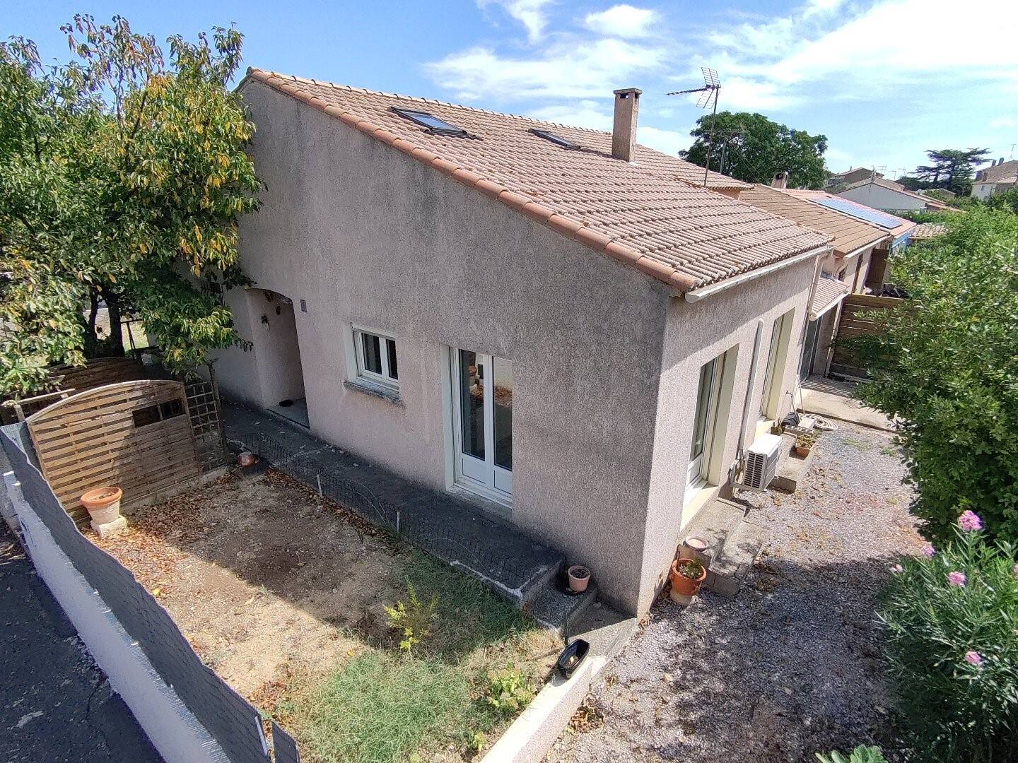 Maison 6 pièces 134 m² · à Bassan · 134 m² · 220 000 €
