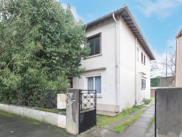 Appartement à vendre 250 000 € 4 pièces 3 chambres 104,5 m² Étage 1/1 Empalot Toulouse 31400