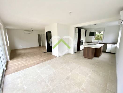 Maison à louer 2 000 € 7 pièces 5 chambres 134 m² 773 m² de terrain Villeneuve-d'Ascq 59493