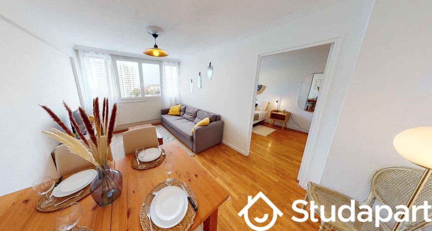 1 pièce 11 m² · à Lyon 4ème Arrondissement · 11 m² · 743 €