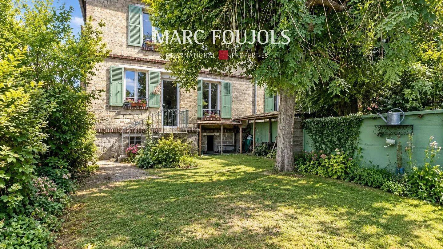 Maison 6 pièces 105 m² · à Orry-la-Ville · 105 m² · 450 000 €