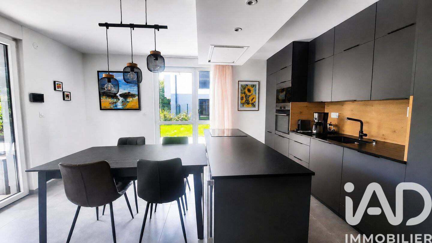 Maison 4 pièces 95 m² · à Mittelhausbergen · 95 m² · 500 000 €