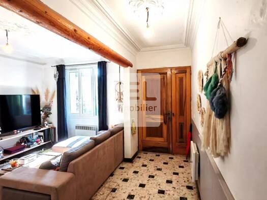 Appartement à vendre 160 000 € 5 pièces 3 chambres 86,3 m² 3 étages Cairanne 84290