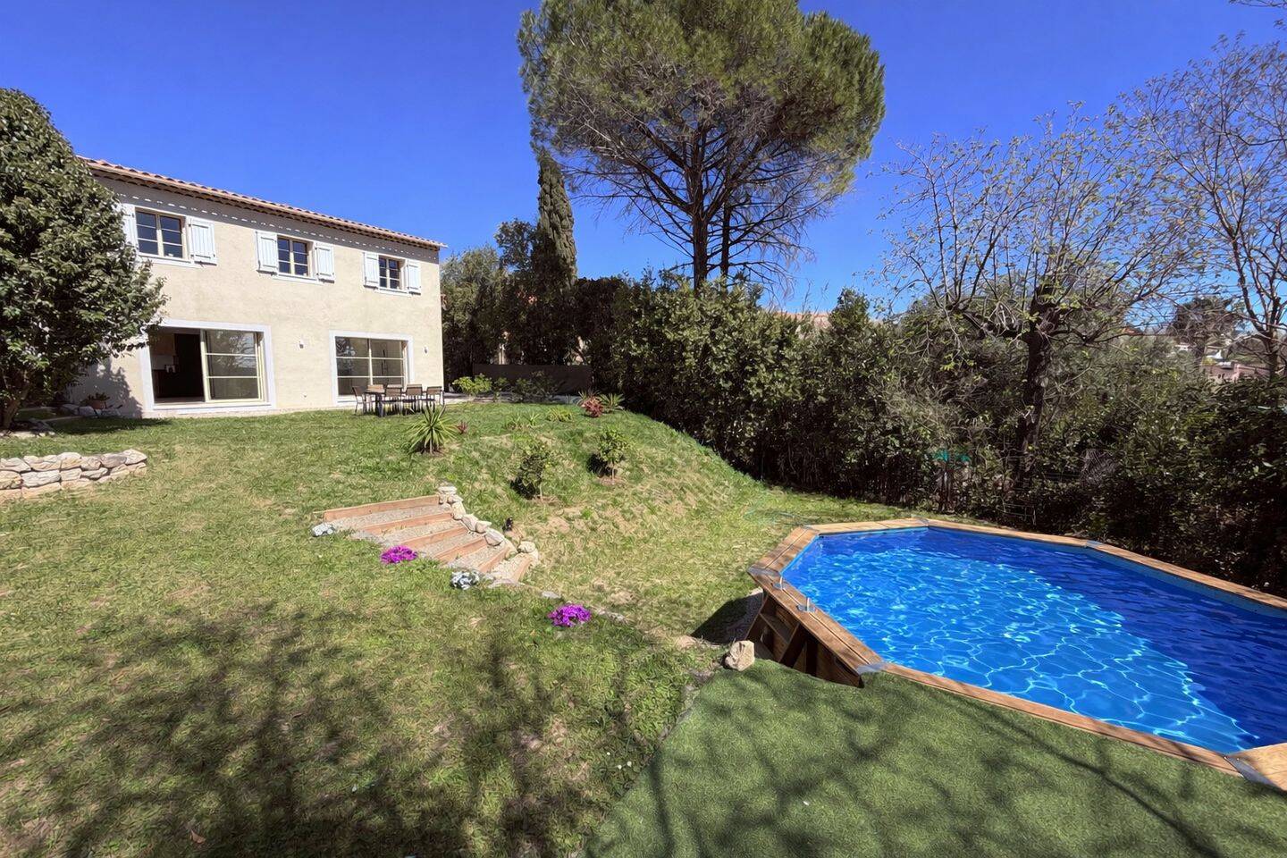 Maison 4 pièces 105 m² · à La Colle-sur-Loup · 105 m² · 749 000 €
