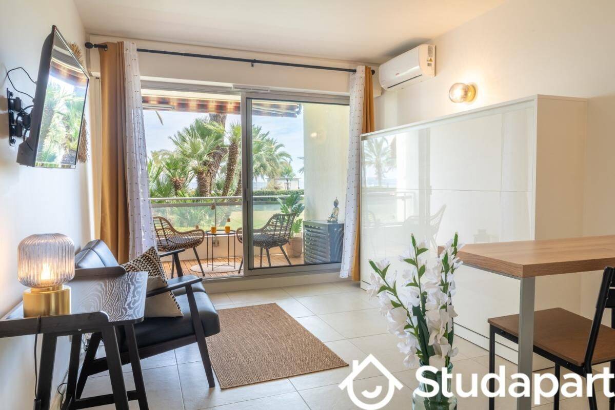 Appartement 1 pièce 21 m² · à Cannes · 21 m² · 950 €