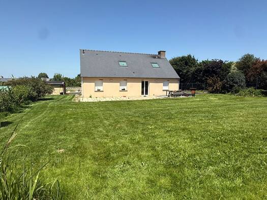 Maison à vendre 288 750 € 7 pièces 4 chambres 147 m² 1 782 m² de terrain Plélan-le-Petit 22980
