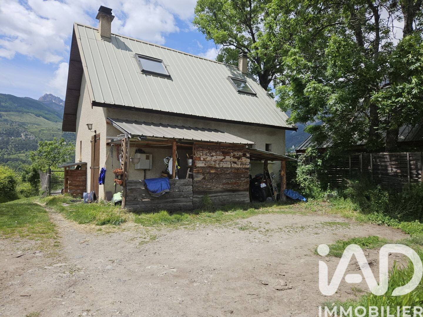 Maison 3 pièces 65 m² · à Puy-Saint-Eusèbe · 65 m² · 240 000 €