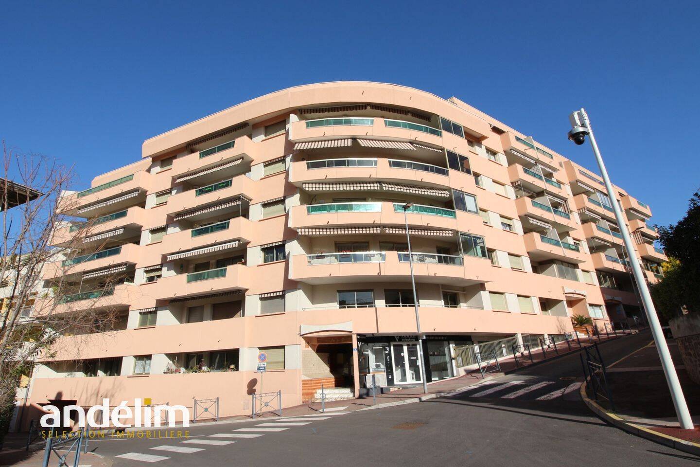 Appartement 3 pièces 77 m² · à Saint-Raphaël · 76,5 m² · 235 000 €