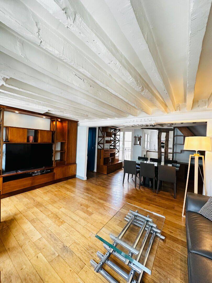 Appartement 2 pièces 45 m² · à Paris 2ème Arrondissement · 45 m² · 1 999 €