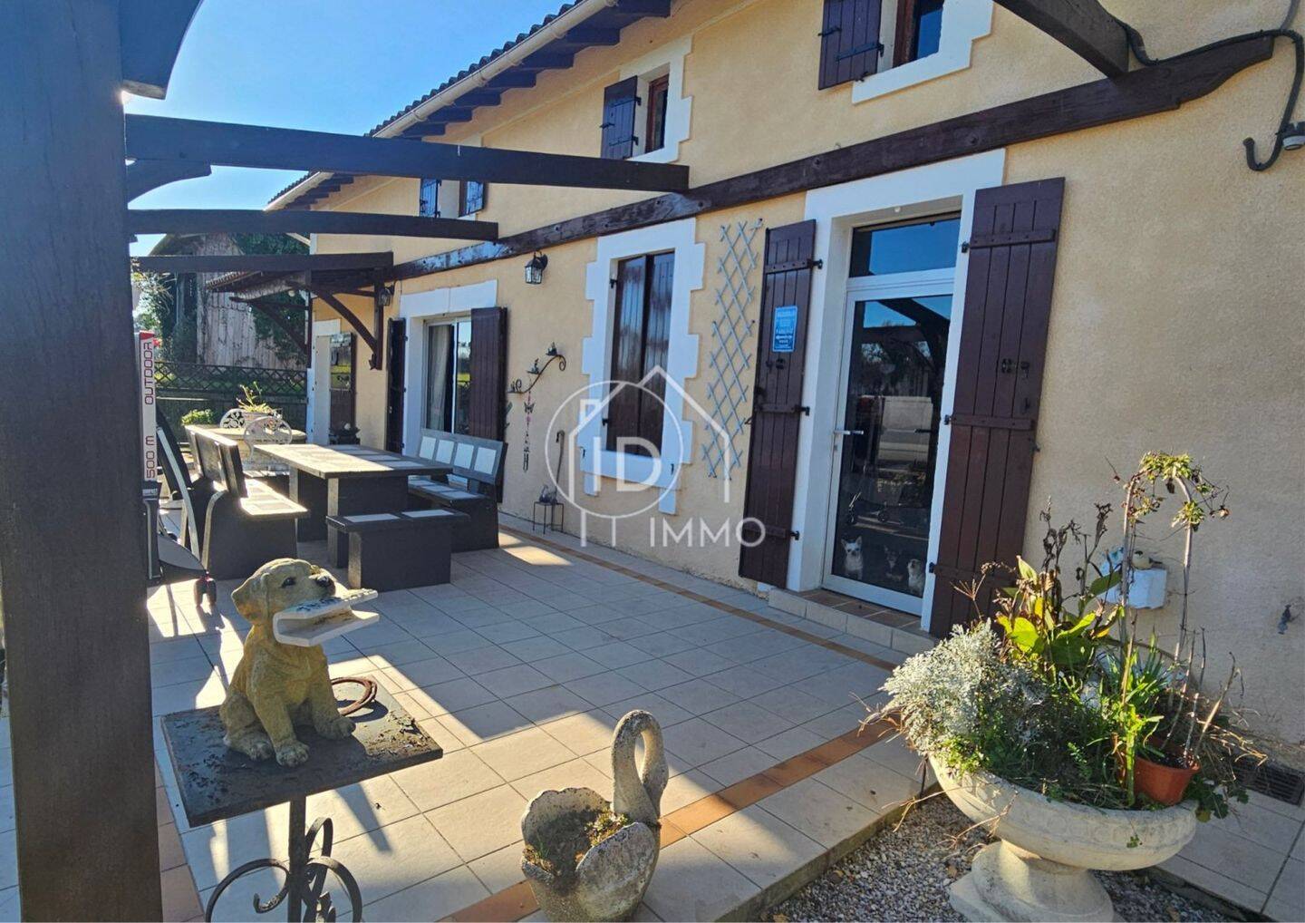 Maison 5 pièces 195 m² · à Saint-Michel-de-Double · 195 m² · 253 000 €