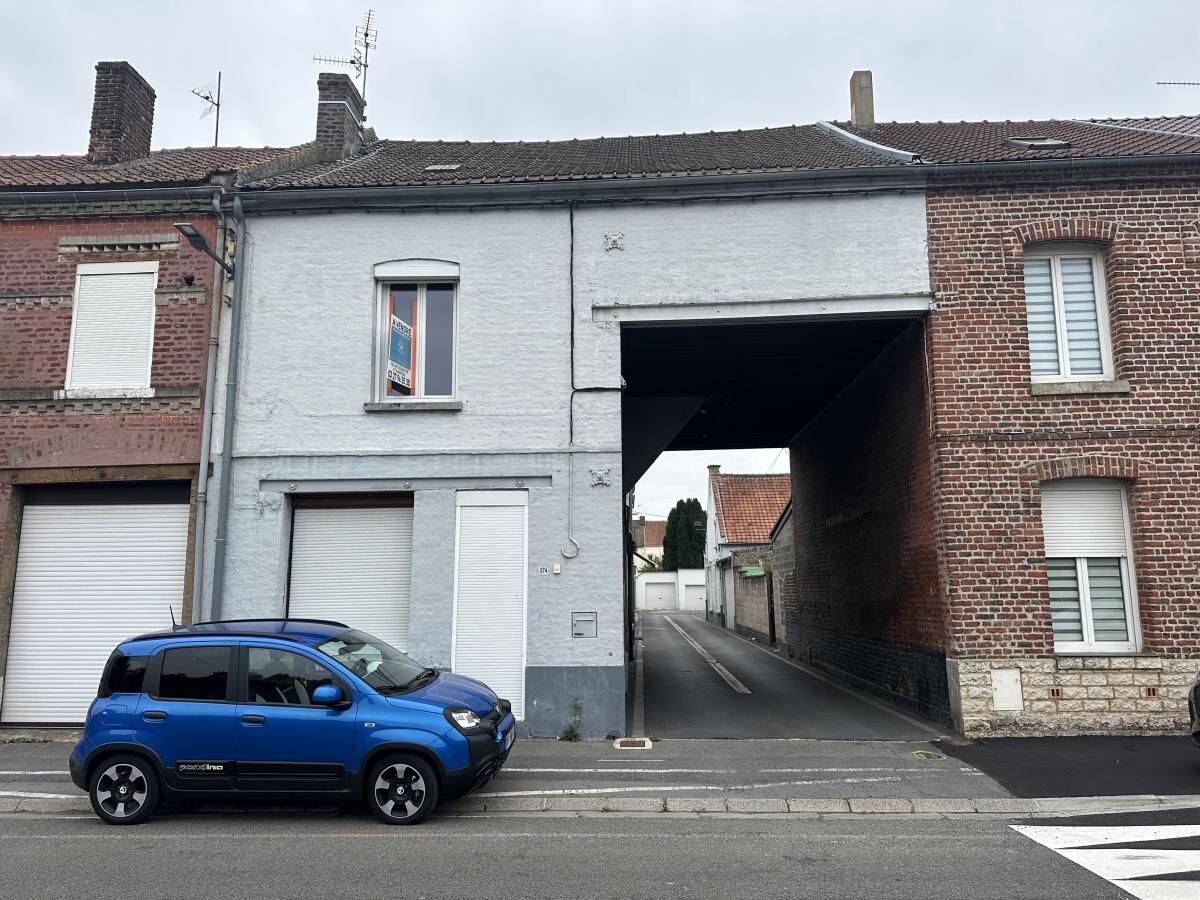 Maison 4 pièces 157 m² · à Sin-le-Noble · 156,8 m² · 180 400 €