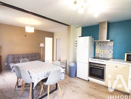 Maison de plain-pied à vendre 215 000 € 4 pièces 3 chambres 74 m² 704 m² de terrain Cérons 33720