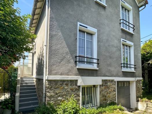 Maison à vendre 399 000 € 8 pièces 4 chambres 189 m² 382 m² de terrain Sud-Bords de Marne-Gambetta-Aulnoy Chelles 77500